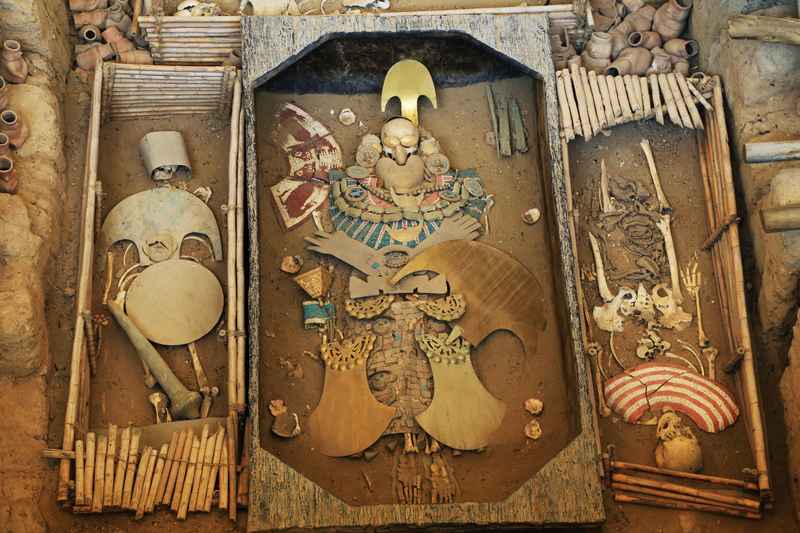 alte beerdigungsstandorte am huaca rajada die royal gräber gottes von sipan